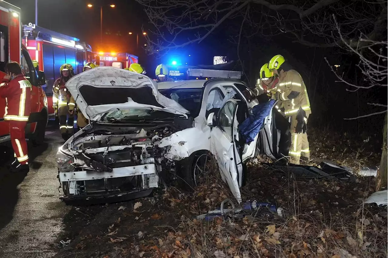 Berlin-Wedding: Drei Verletzte bei schwerem Unfall