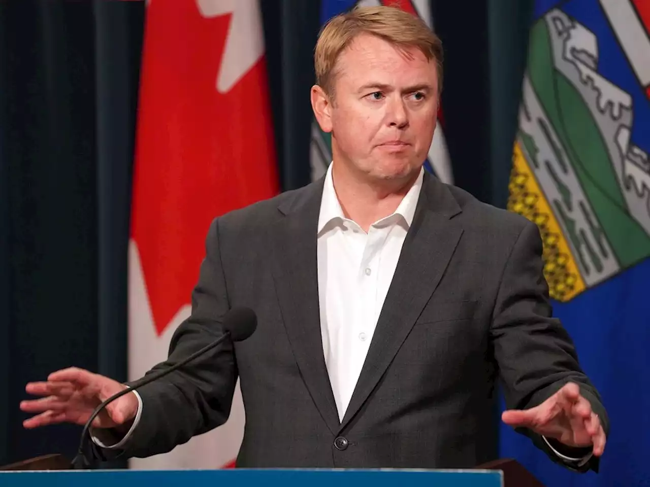 Alberta unveils firearms act targeting federal 'intrusions'