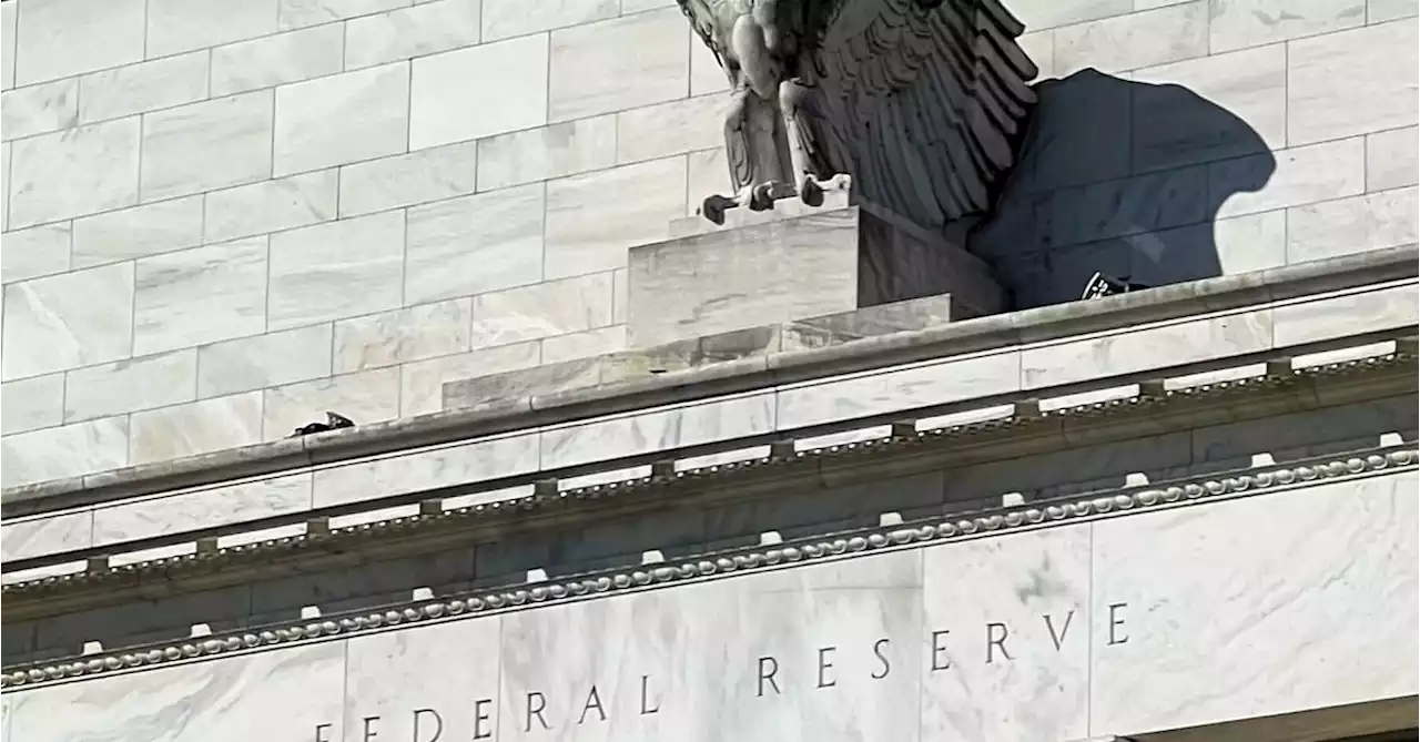 Fed Chair Powell's Comments Shift Rate Projections; Bitcoin Holds Warily