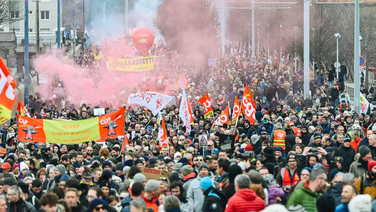 Mehr als eine Million Menschen demonstrieren gegen Rentenreform in Frankreich