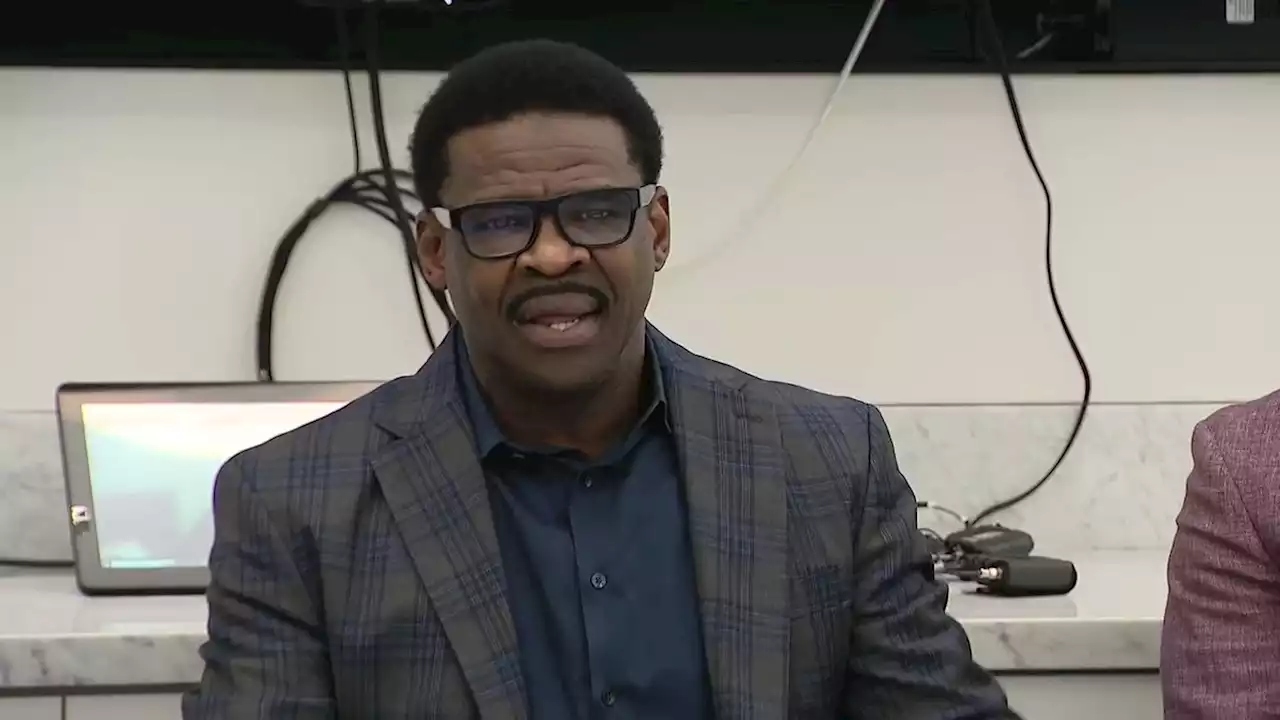 'This sickens me': Michael Irvin denies Super Bowl hotel misconduct allegations