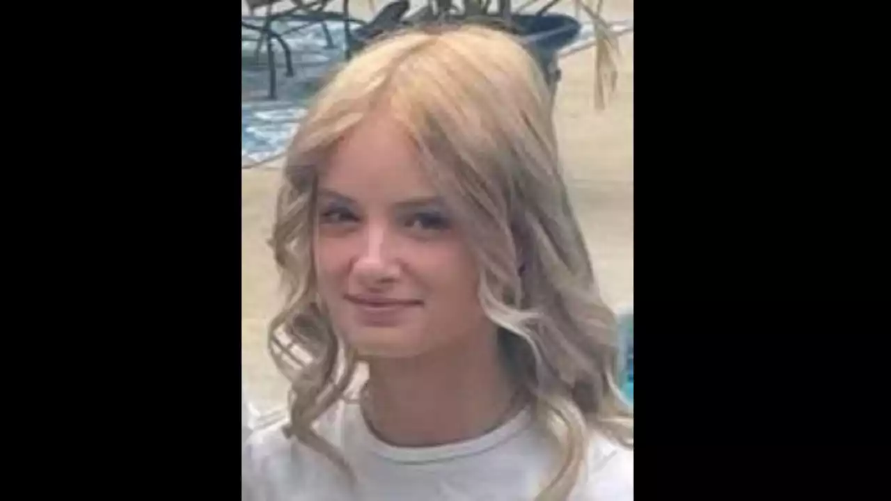 Indiana police searching for missing 14-year-old Emily Barger, who is believed to be in 'extreme danger'