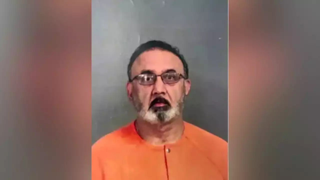 Michigan family doctor arrested after planning to pay 15-year-old $200 for sex: sheriff