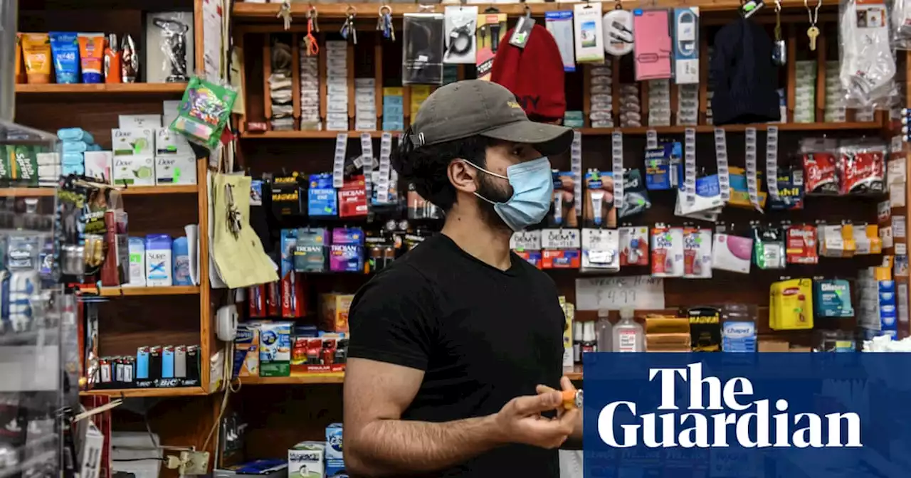 New York mayor’s message to bodegas: ban shoppers who won’t remove masks