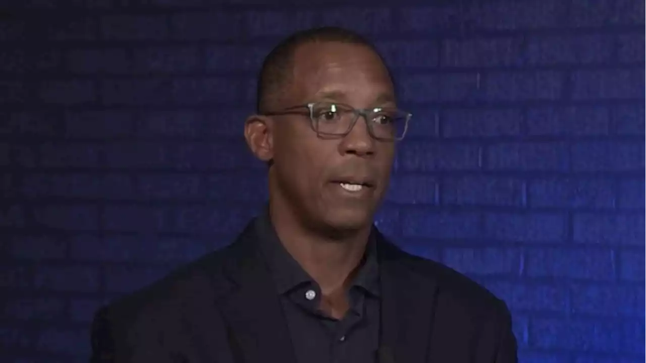 Sean Elliott was told he would not live past 1999 if he didn’t get dialysis or kidney transplant