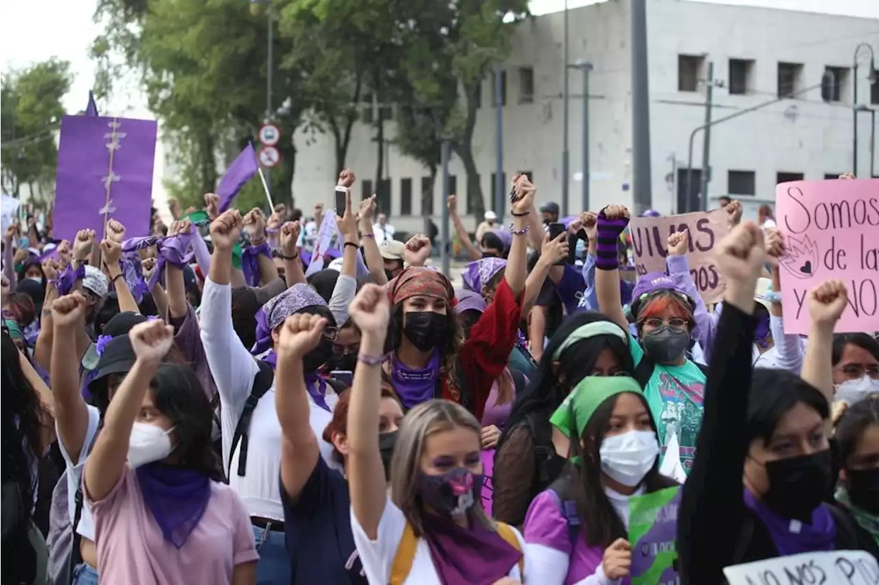 La Jornada: 8 de marzo: ninguna mujer fuera, ninguna mujer atrás