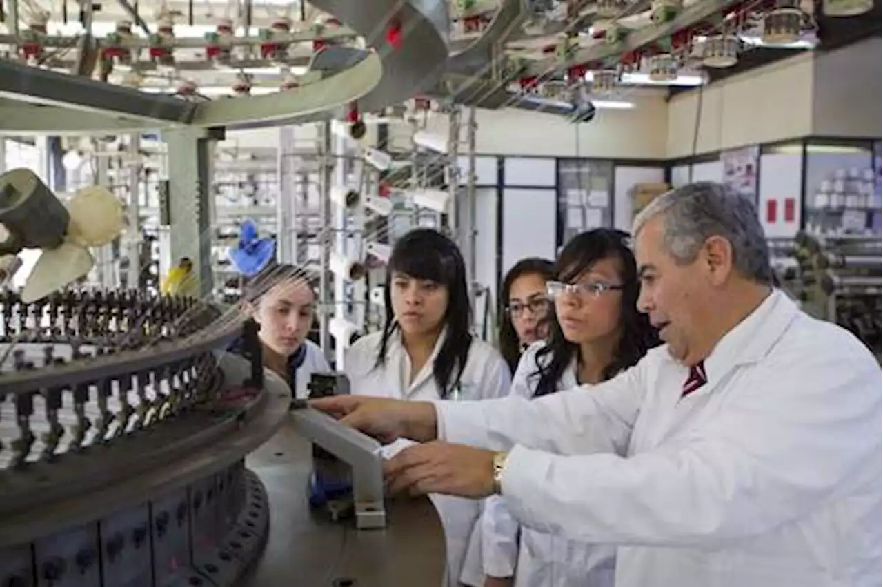 Razones ajenas a lo académico trunca trayectoria de alumnas en la ciencia