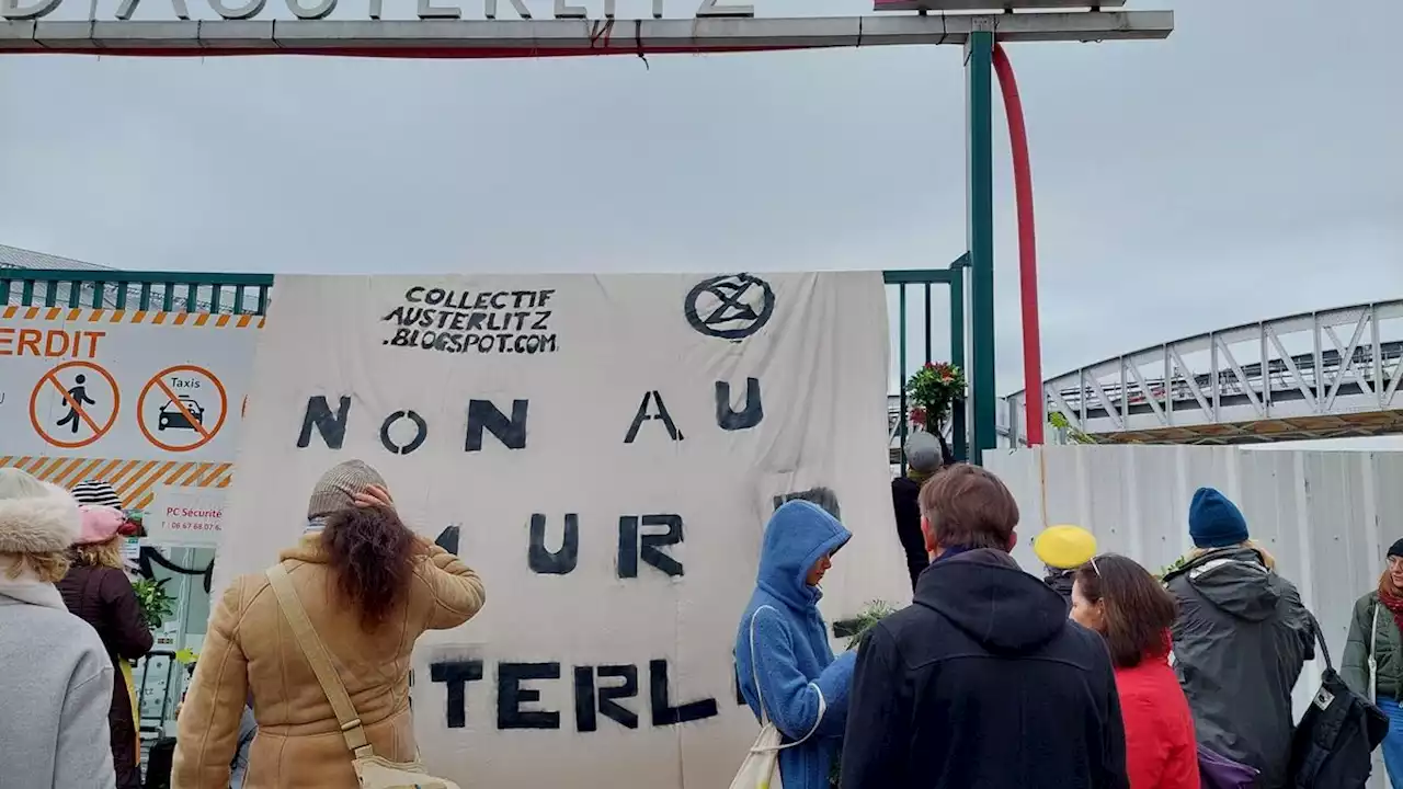 Paris : le collectif Austerlitz reçu à l’Élysée