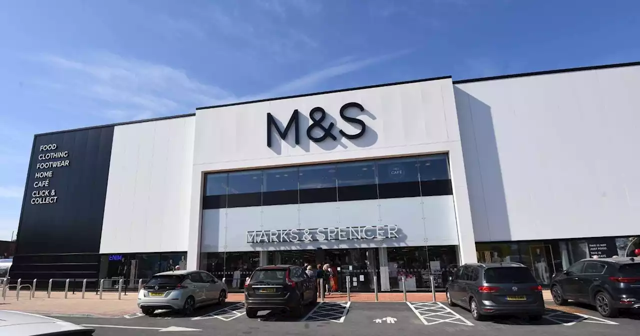 M&S shoppers praise 'super warm' £16 leggings as Met Office issues snow warning