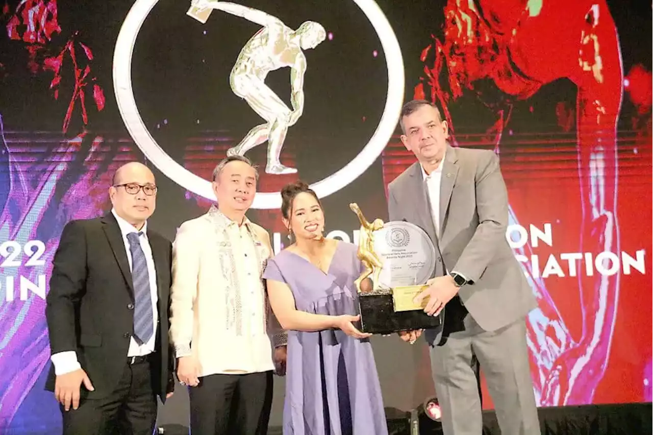 Diaz receives 4th PSA Athlete of Year award