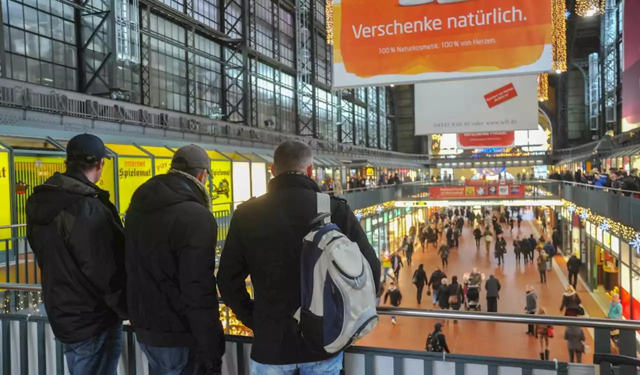 Mit dreister Masche: Taschendieb-Trio schlägt in Hamburg zu – Festnahmen