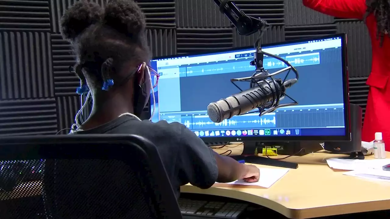 Field Trip Behind the Scenes at Dallas ISD Production Studios Meant to Expand Students' Minds