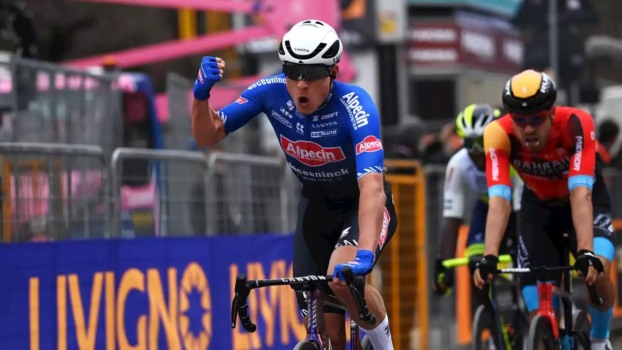 Luxehelper Van der Poel loodst Philipsen naar overtuigende sprintzege in Tirreno