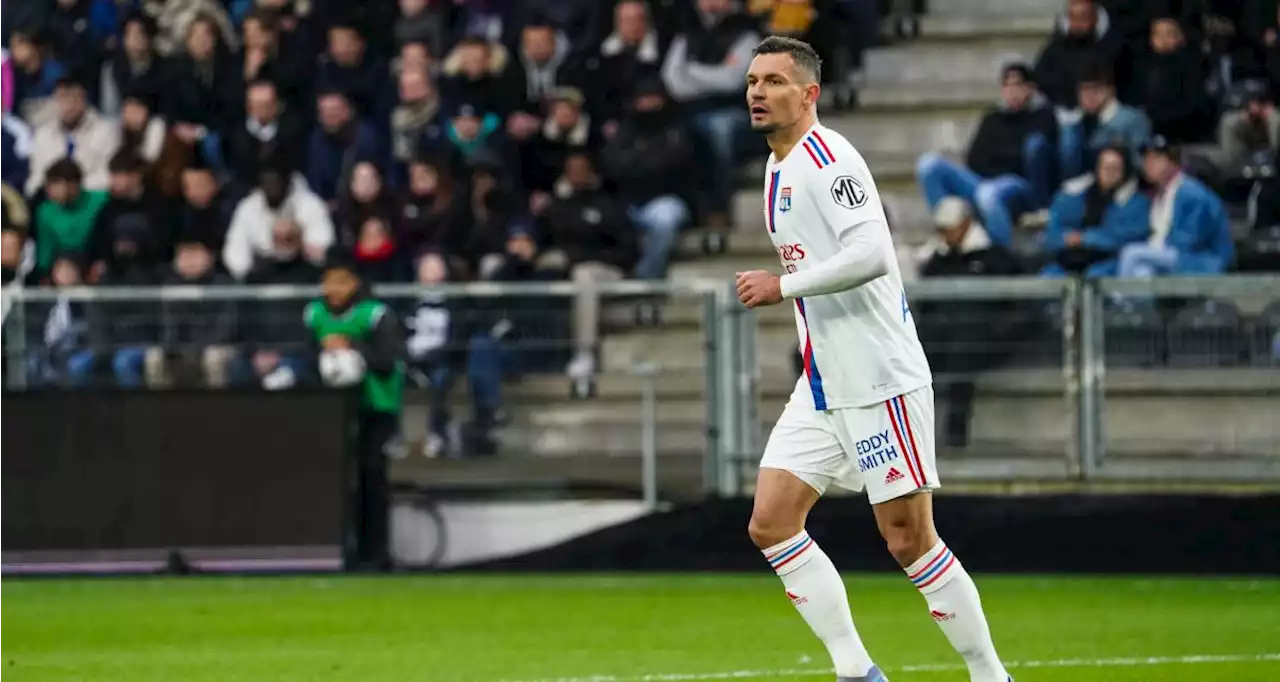 OL : quand Lovren se moque...de la coupe de cheveux de Lukeba !