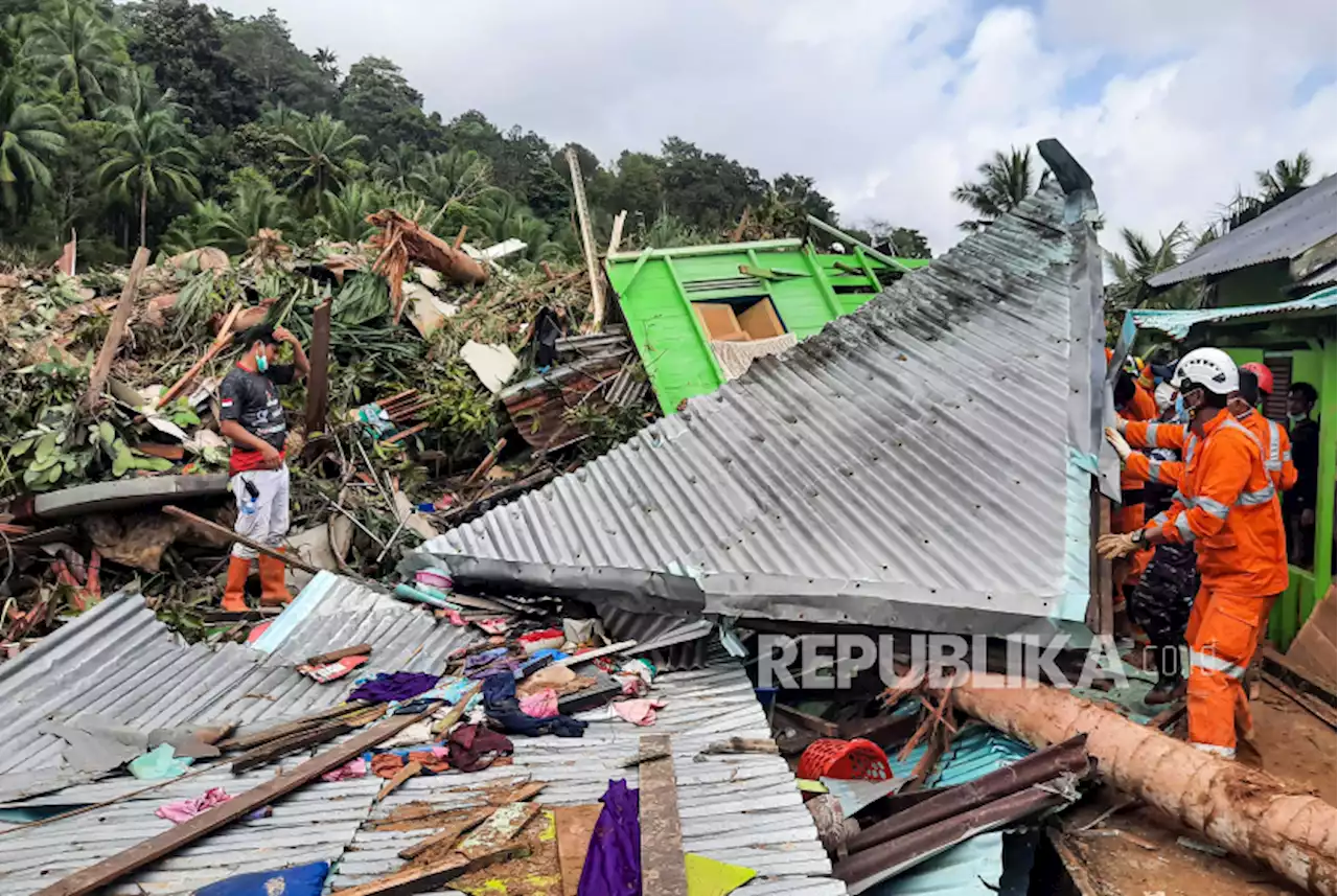 Kepala BNPB Minta Prioritaskan Cari Warga Hilang di Longsor Natuna |Republika Online