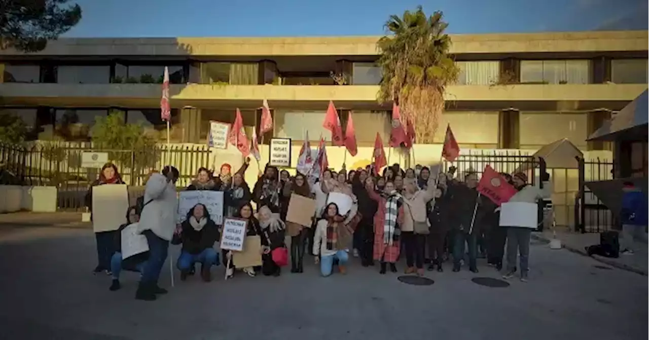 Trabalhadores da Dan Cake fazem greve de 24 horas por aumentos salariais