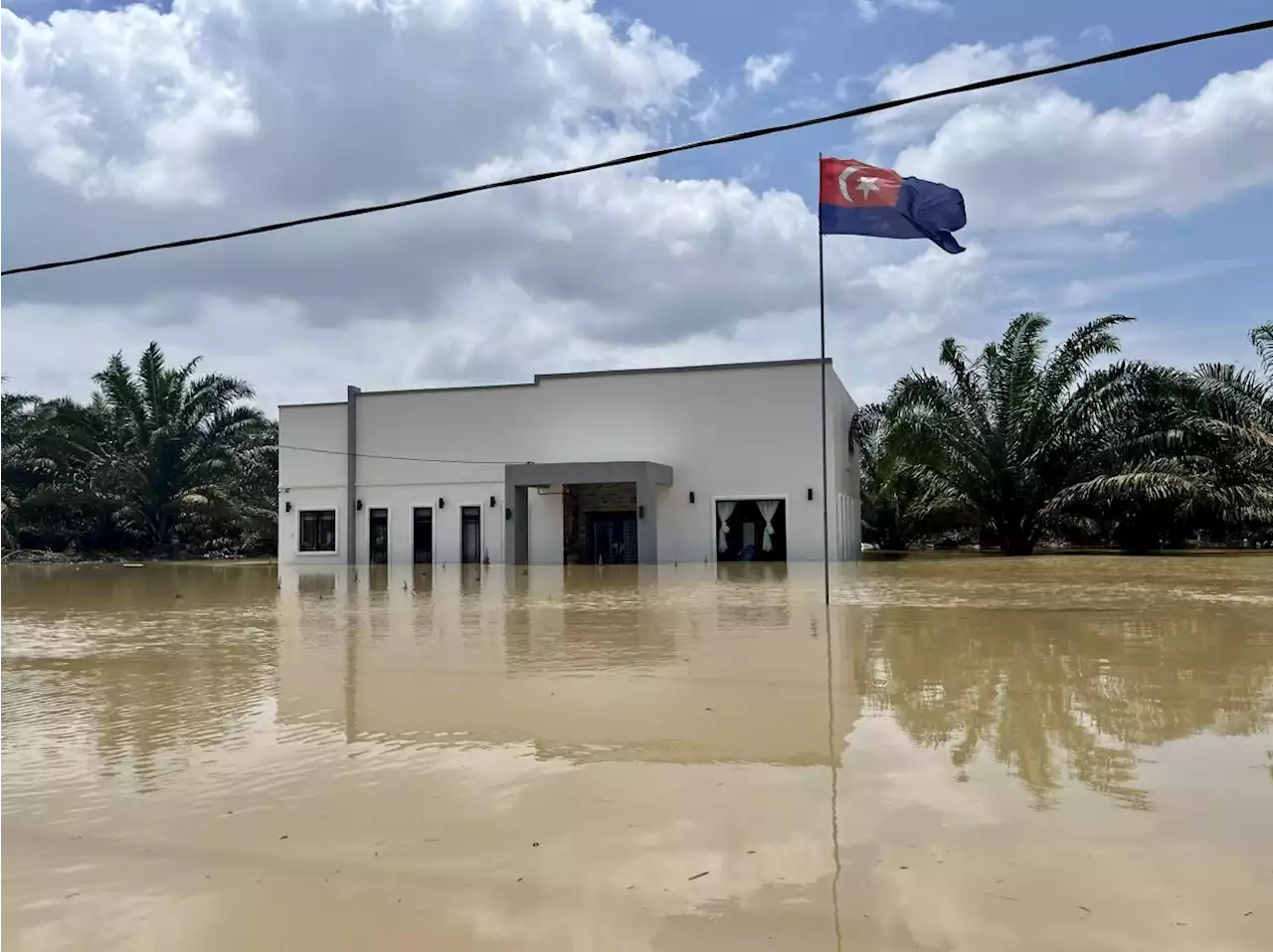 Floods: Over 40,000 still at evacuation centres in Johor