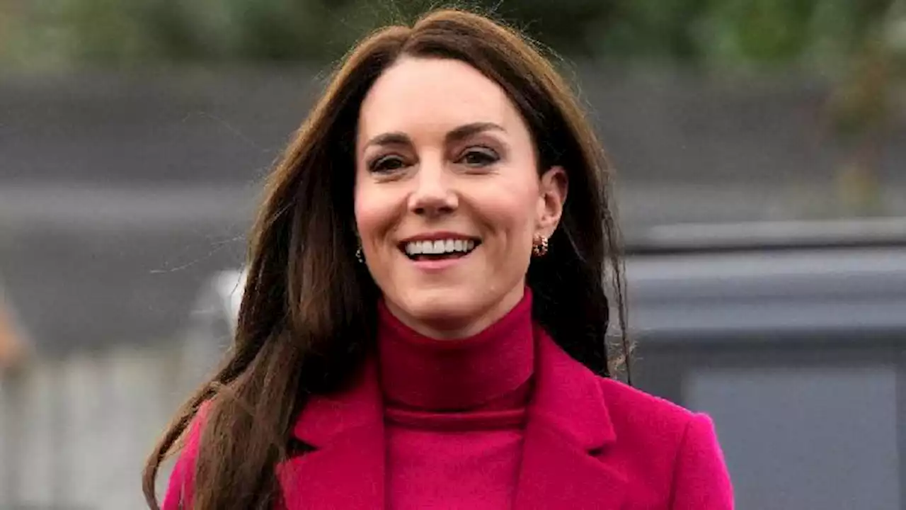 Trik Kate Middleton Mengubah Pakaian Kerja yang Kaku jadi Chic