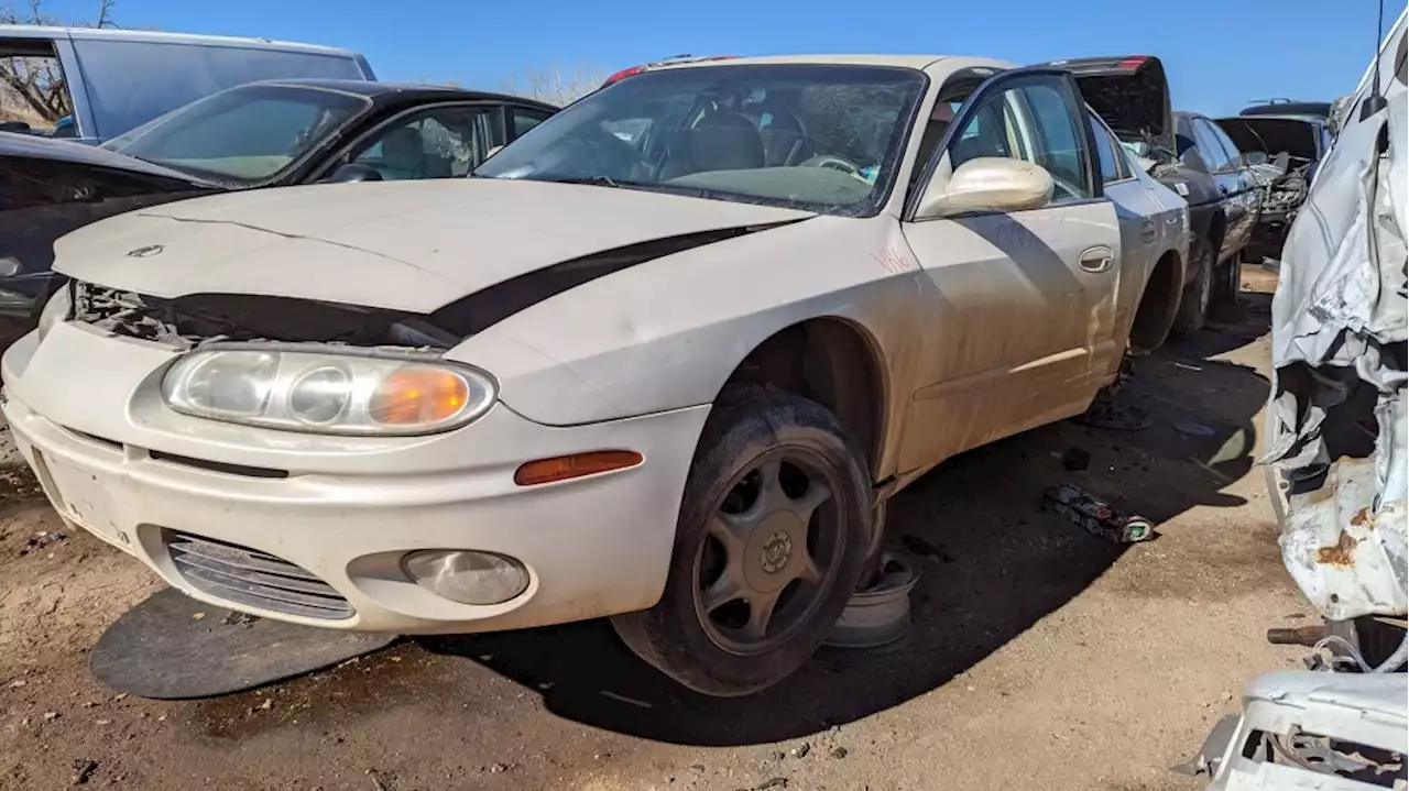 Junkyard Gem: 2001 Oldsmobile Aurora 4.0