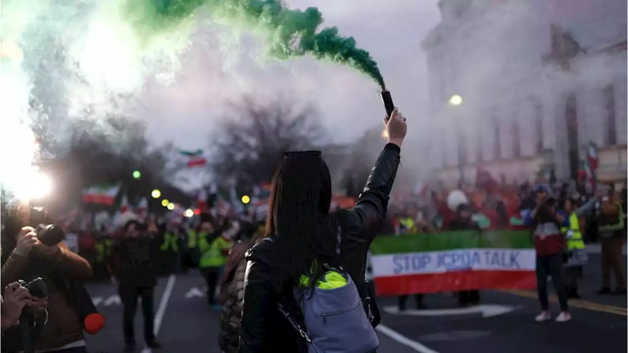 Weltfrauentag und Iran: Warum die Revolution junge Menschen angeht (Gastbeitrag)