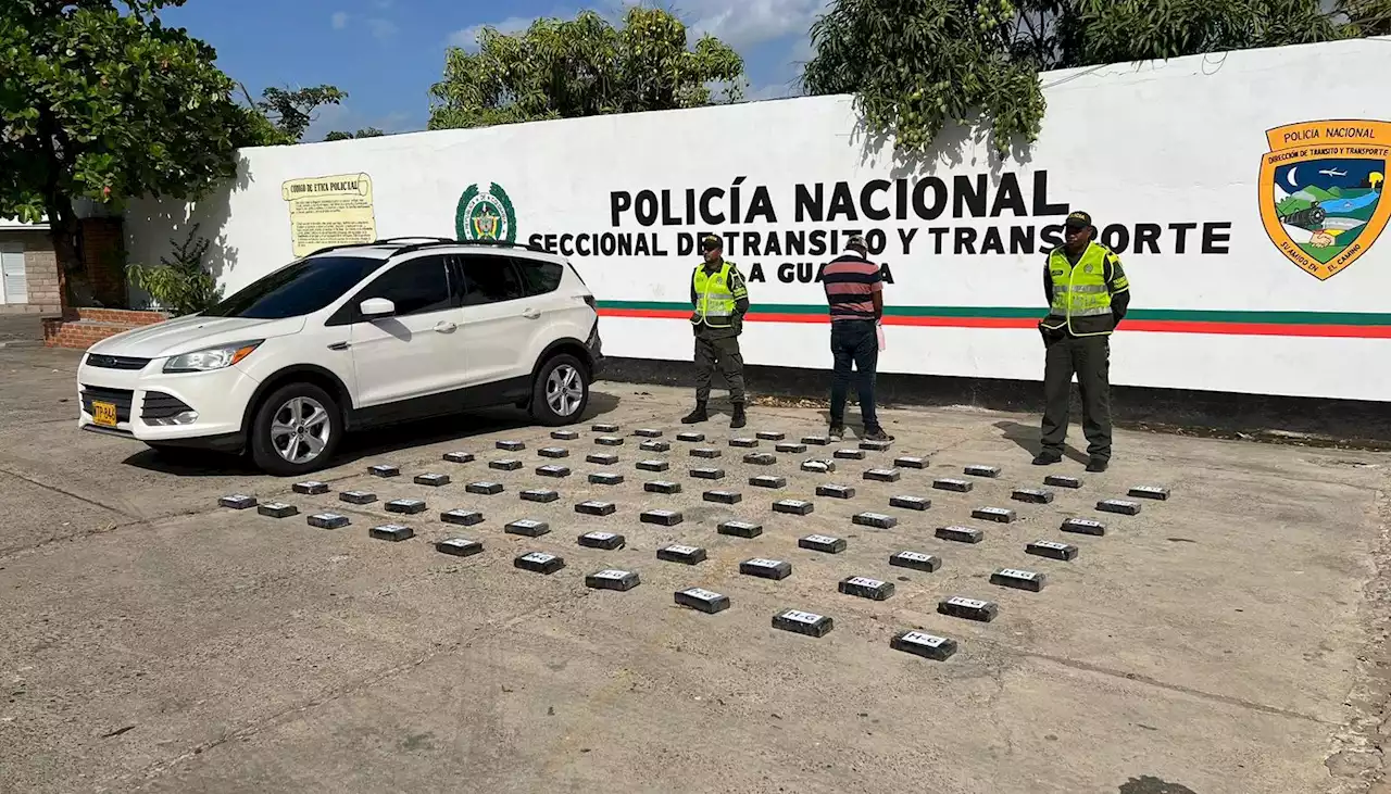 Capturan a un hombre que se movilizaba en camioneta con 73 kilos de cocaína