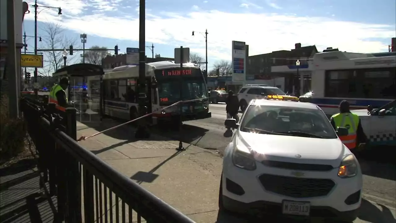 Chicago shooting on CTA bus in Chatham injures 34-year-old man, CPD says