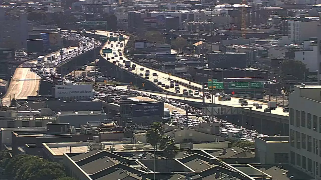 All eastbound lanes on Bay Bridge reopen after police activity