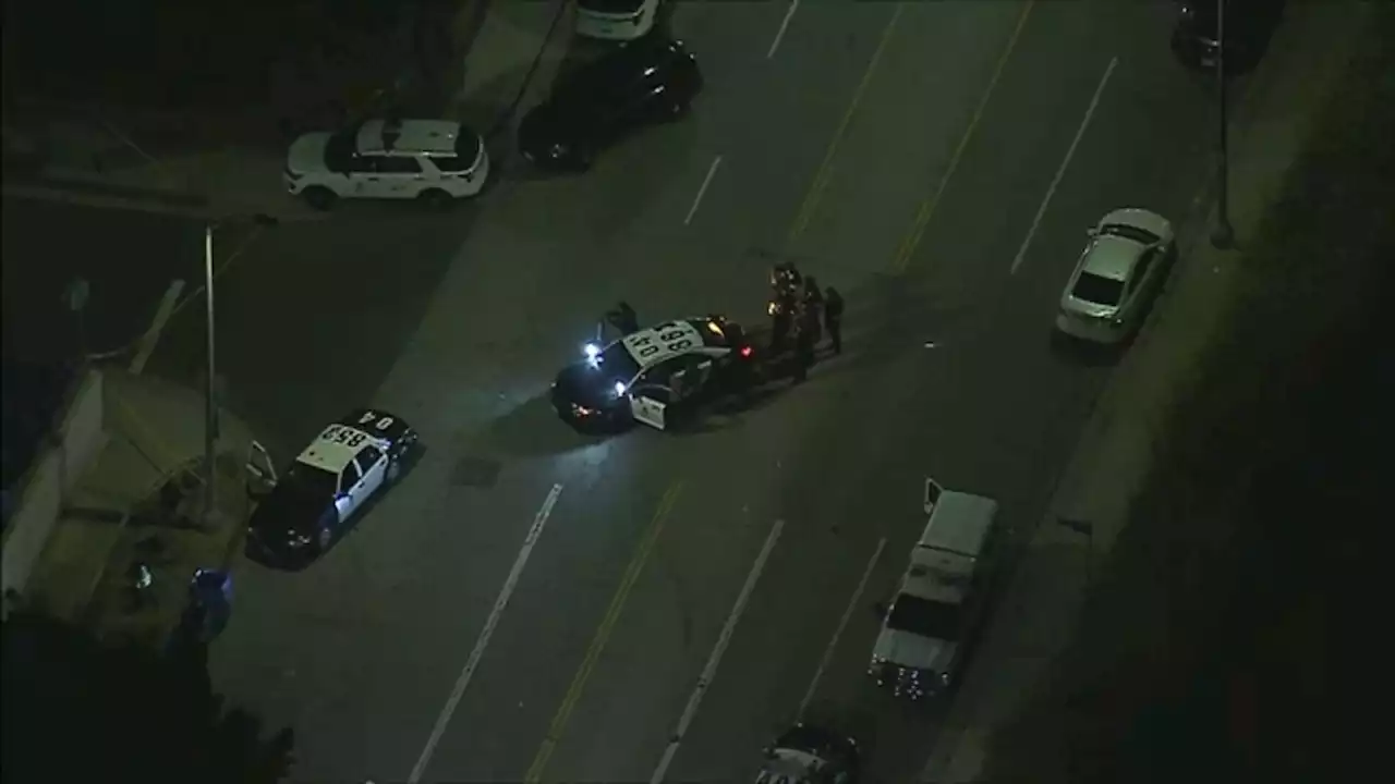 3 LAPD officers injured after shooting in Los Angeles, prompting search for suspect