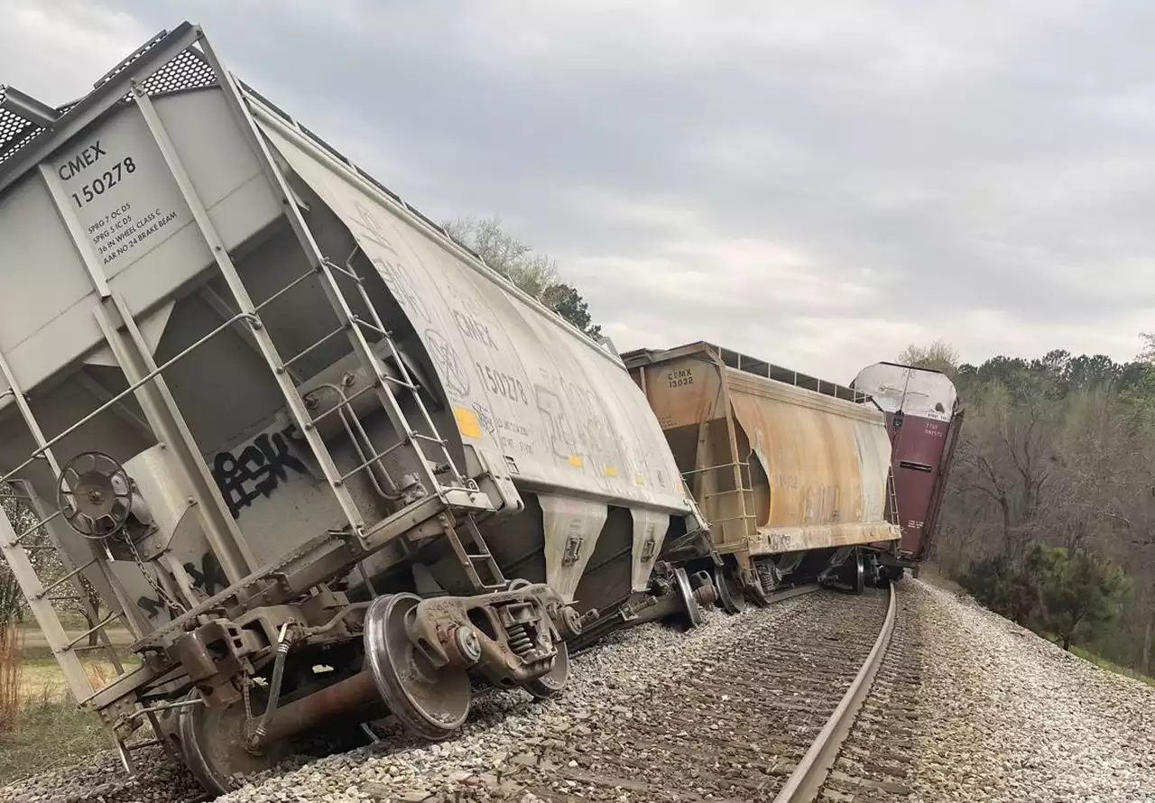 Train derails in Alabama as Norfolk Southern CEO testifies before Congress