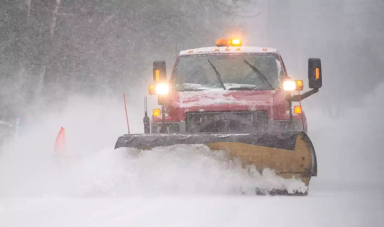 2 altercations reported between residents and snow plow drivers in Oshawa; 1 man charged with assault