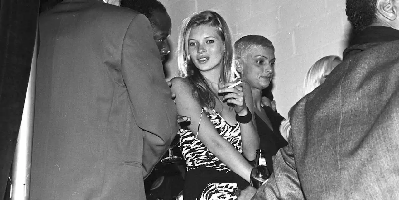 The One Cigarette (and One Supermodel Smoker) That Ruled 90s London