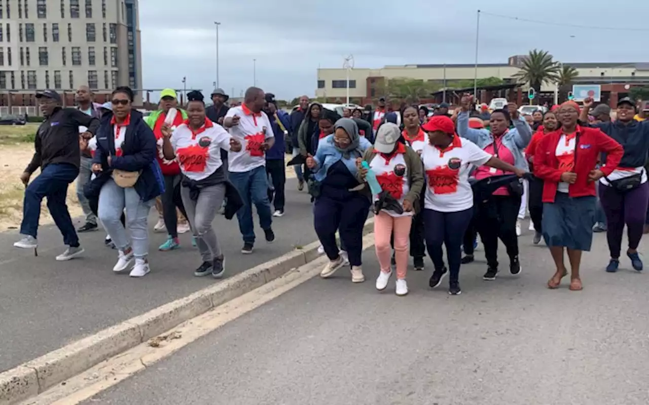 Only maternity and trauma units allowed to operate in Khayelitsha, says Nehawu