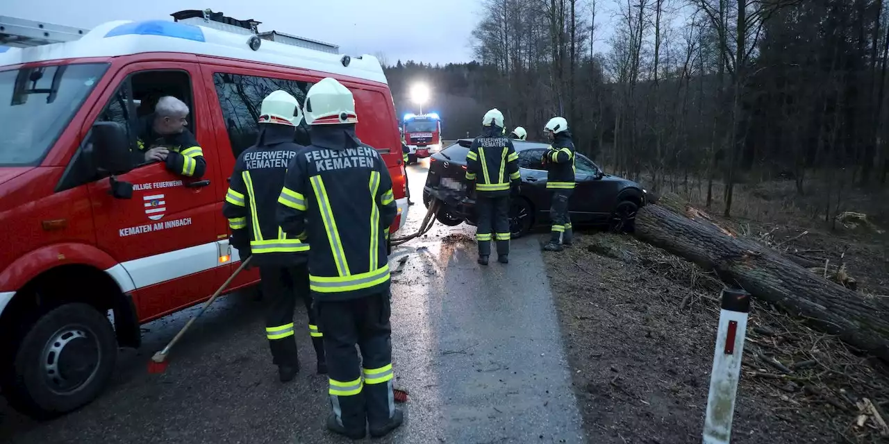 Sturm hinterlässt Spur der Verwüstung in Österreich