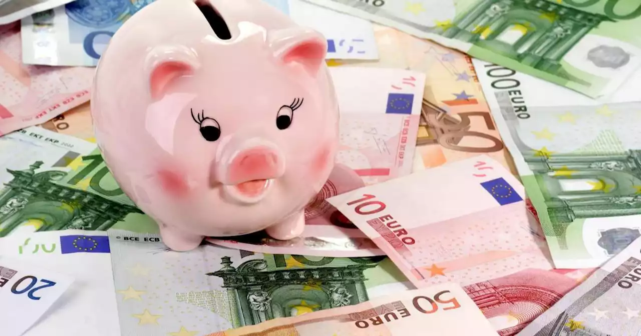 Irish households save €1 for every €4 they spend