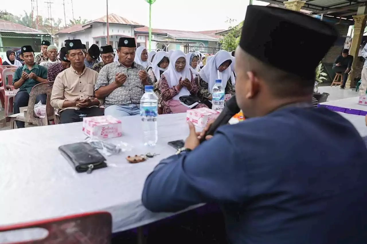 TGS Ganjar Gandeng Jemaah Majelis Taklim Untuk Bedah Kitab