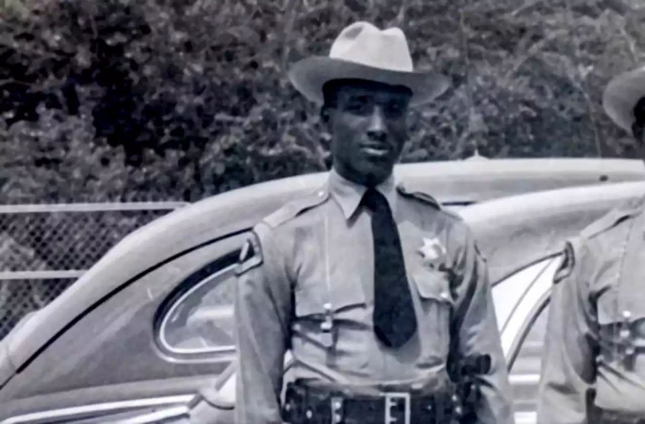 1st Black Vegas officer role model 'for people of any color'