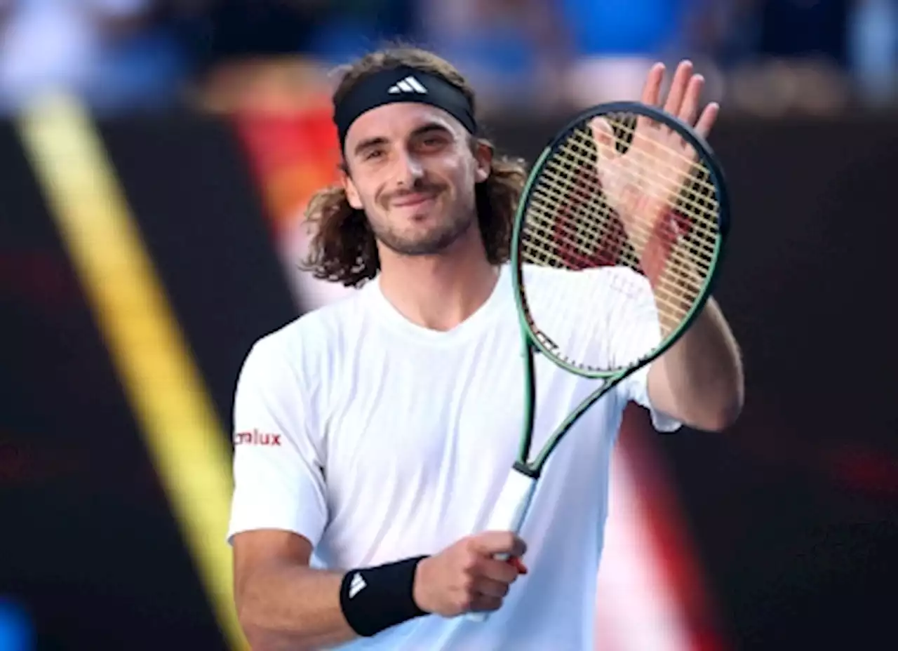 Tsitsipas says shoulder a stumbling block at Indian Wells