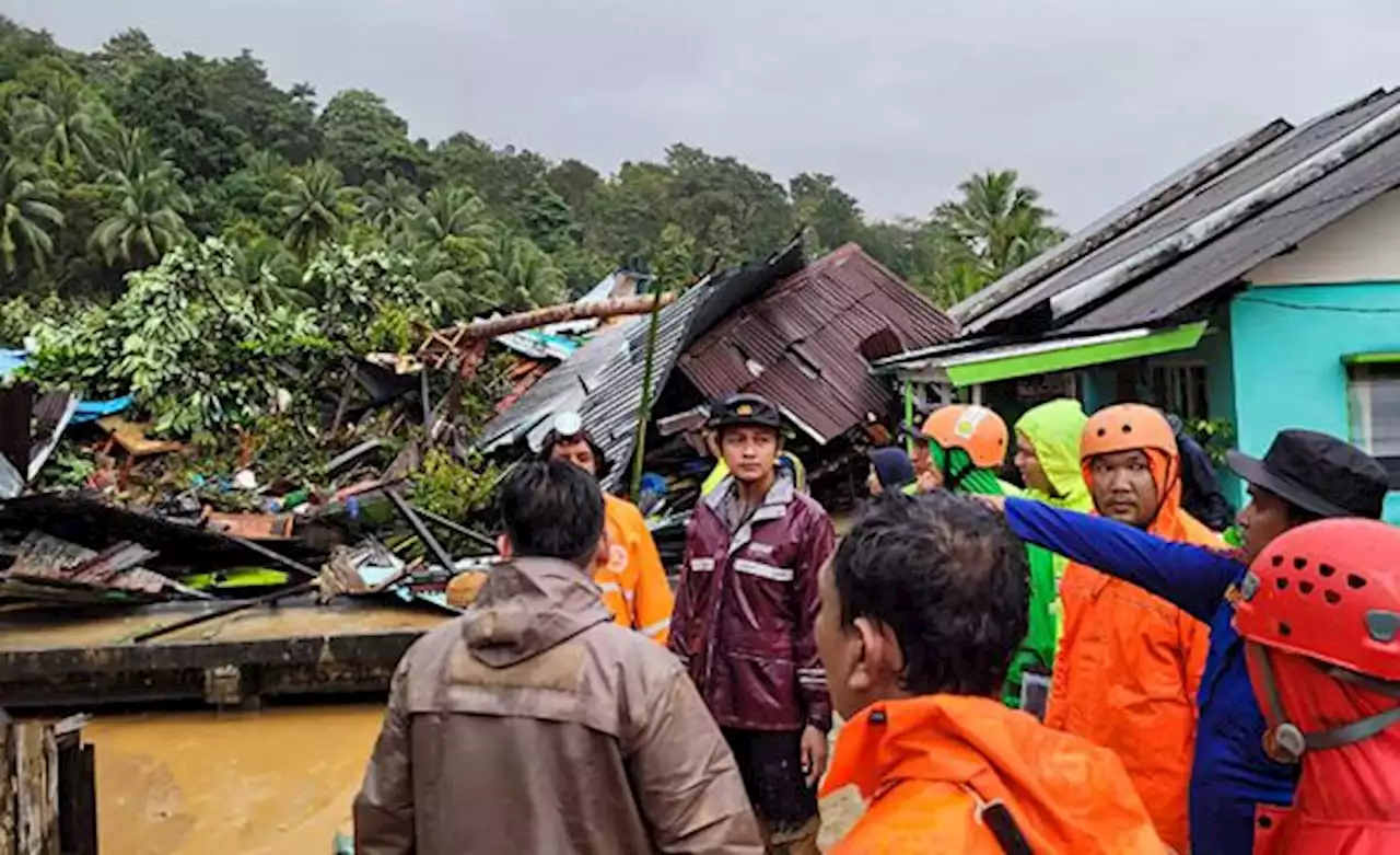 BNPB Serahkan Bantuan Rp1 Miliar untuk Tangani Longsor Natuna