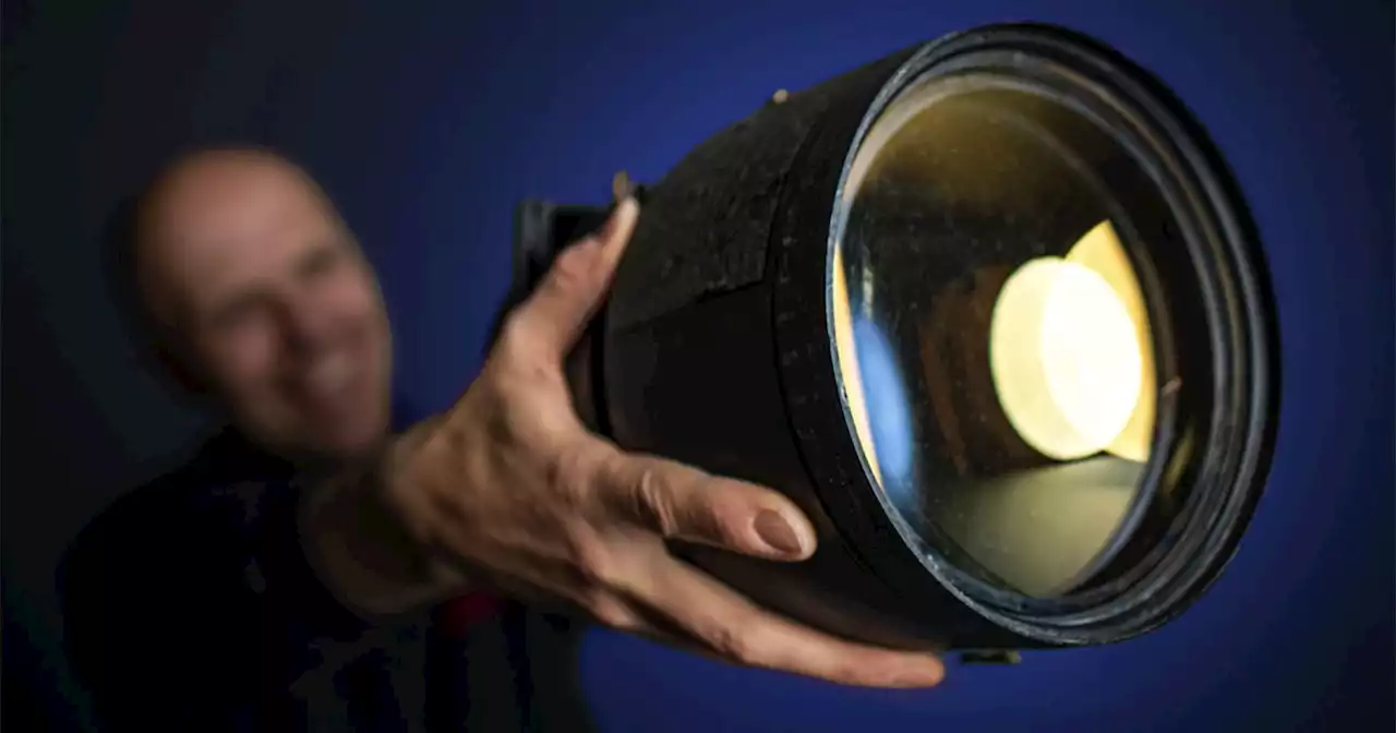 Using an Ultra-Fast 140mm f/1 Lens on an Ultra-Large-Format Camera