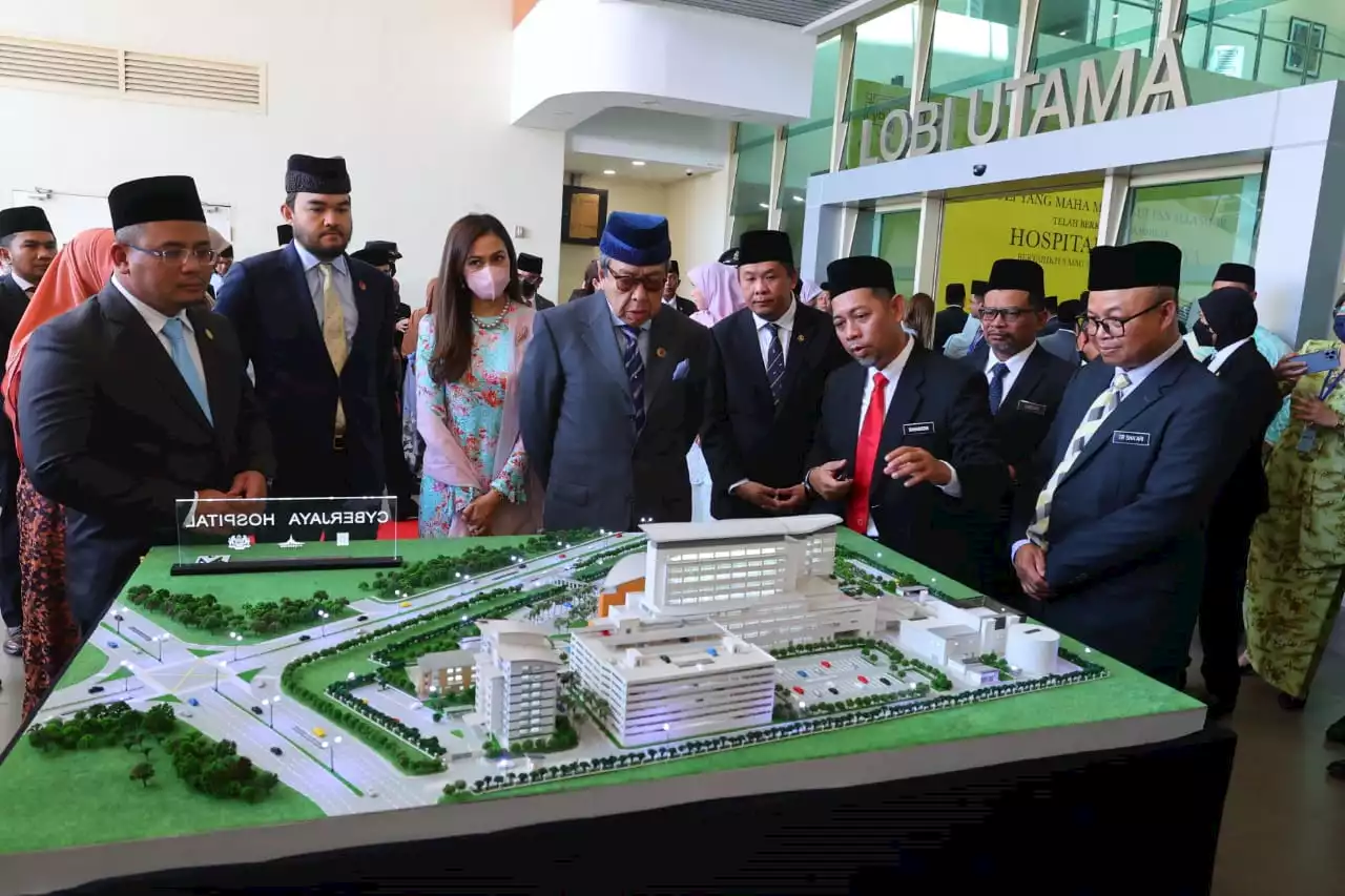 Sultan Selangor rasmi Hospital Cyberjaya