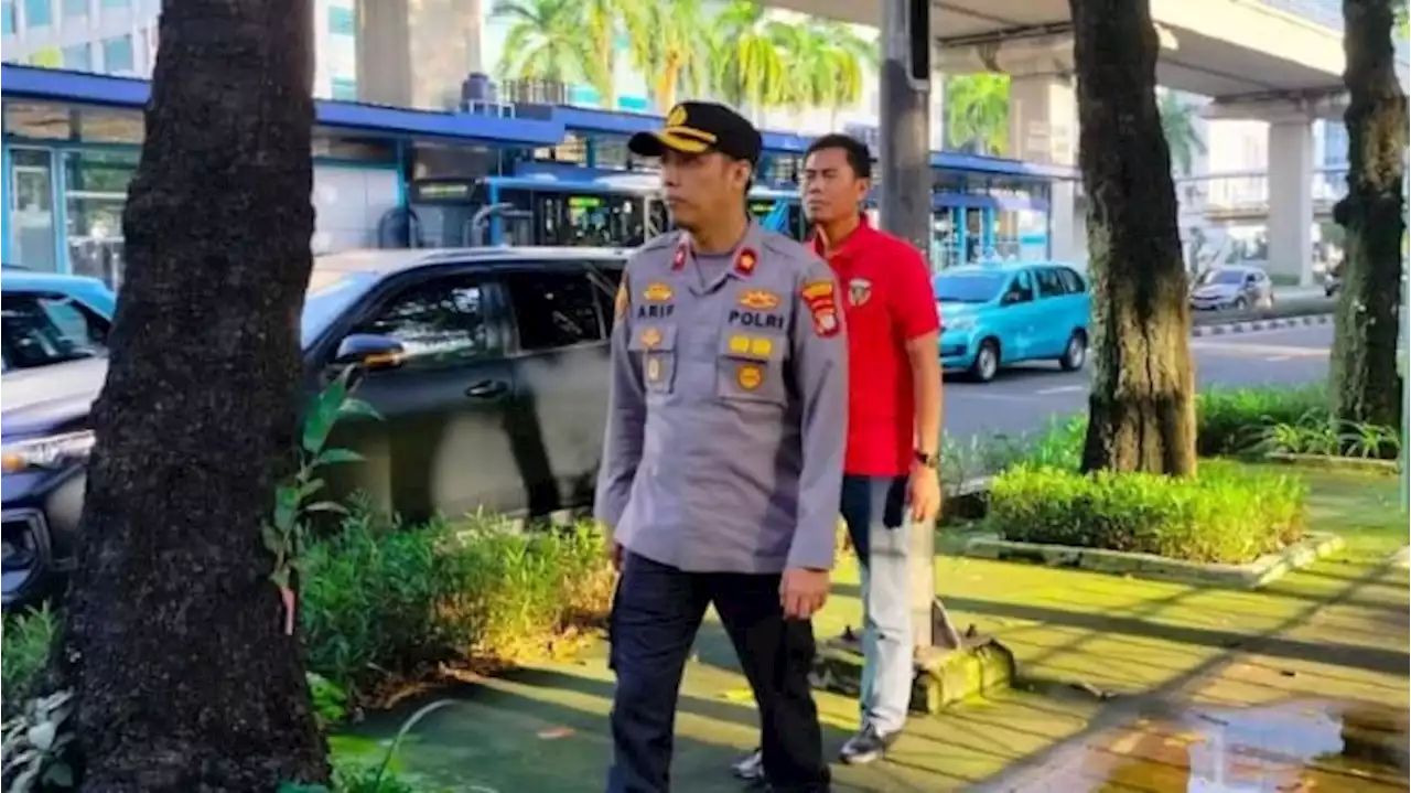 Polisi Kantongi Identitas Pria Onani Dalam Pajero di Dawah JPO Setiabudi Jaksel