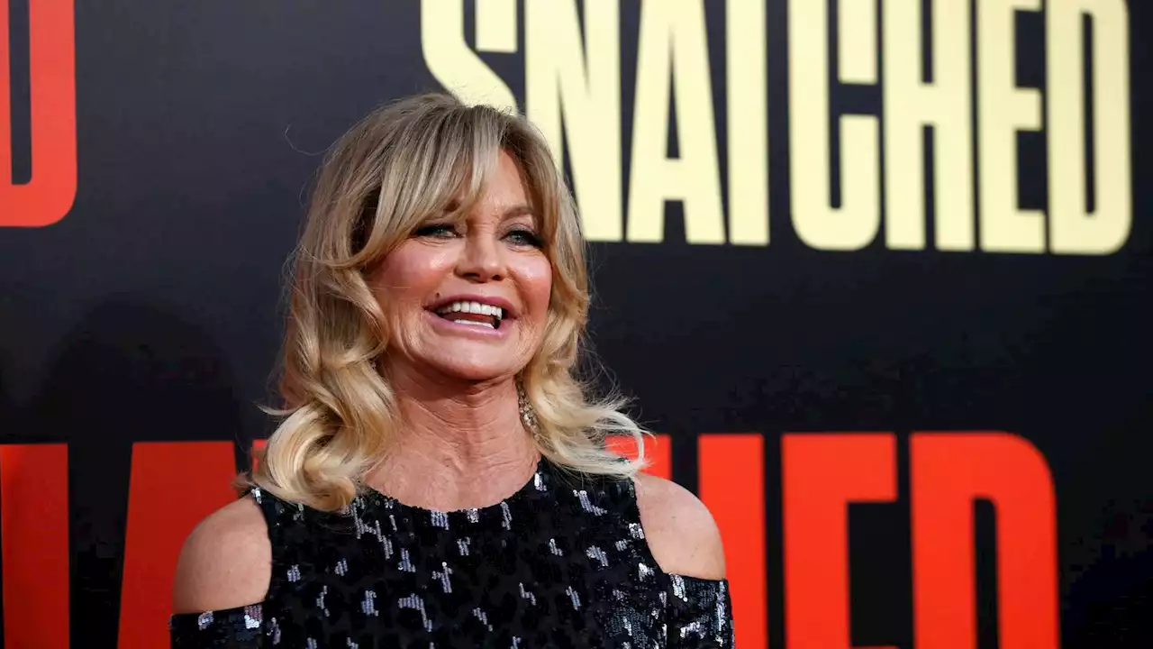 Goldie Hawn recalls being called a 'dumb blonde' by a female reporter in the 1970s