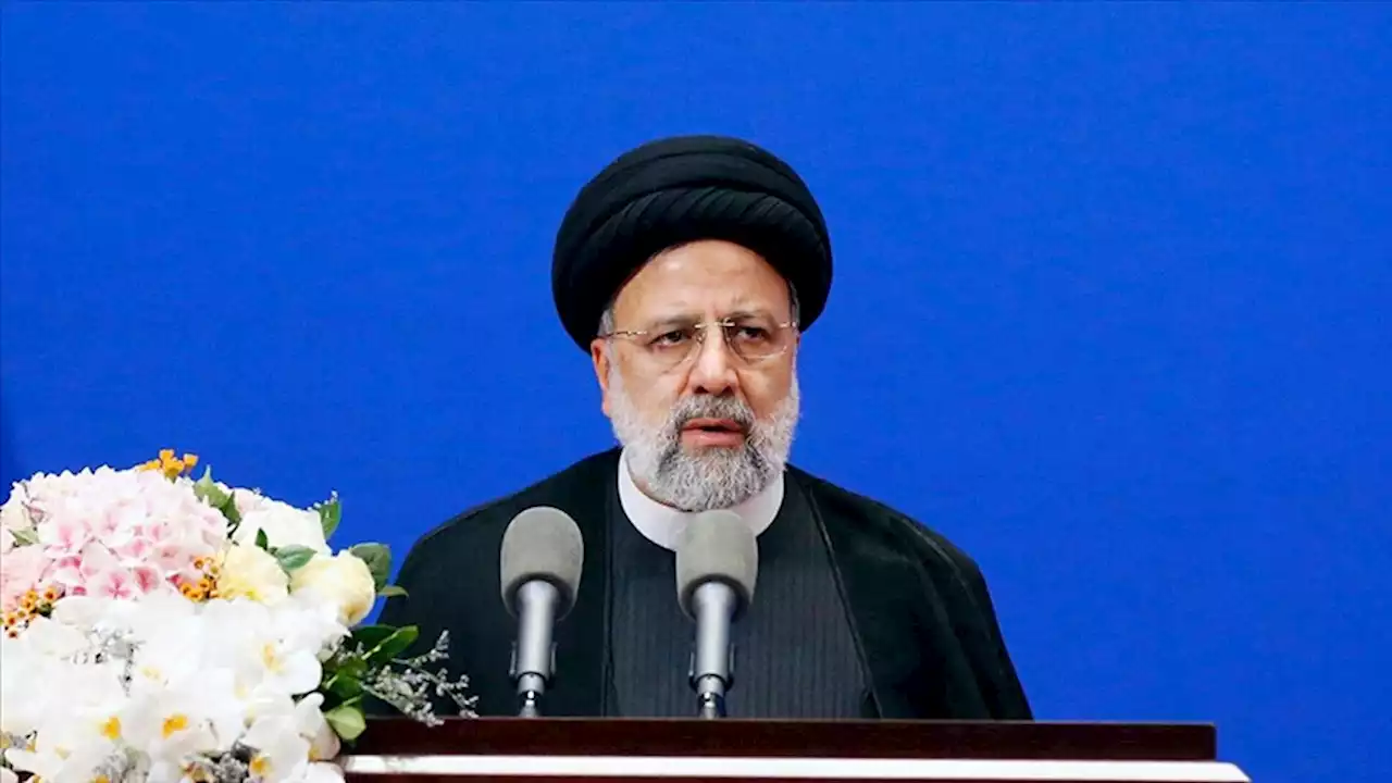 رئیس‌جمهور ایران: حجاب امری قانونی است و همه جامعه باید به آن پایبند باشند