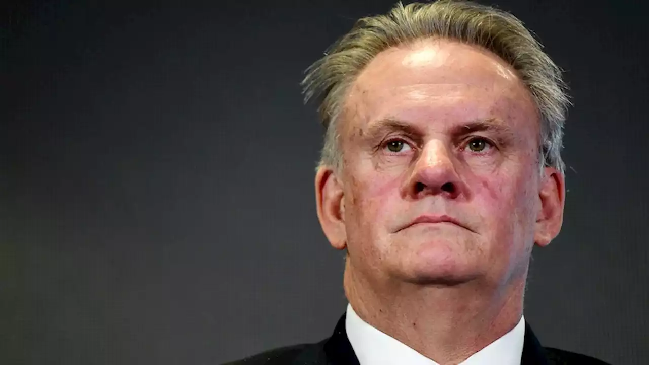 Government calls for Mark Latham to apologise after lack of remorse for homophobic tweets