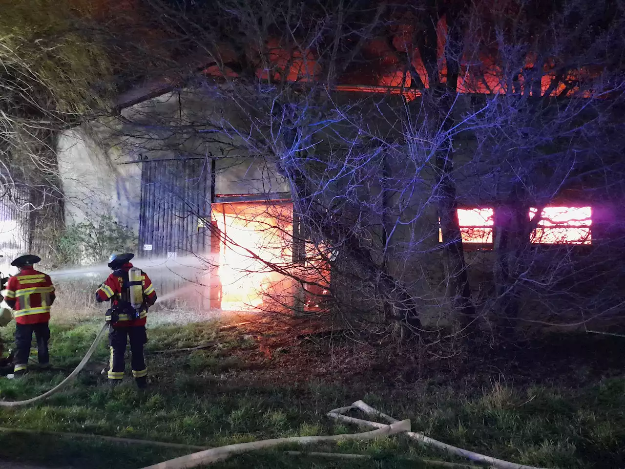 Würzburg: Hoher Sachschaden bei Scheunenbrand