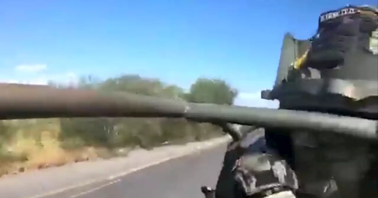 VIDEO: Mexican Soldiers Under Fire During Chase of Cartel Gunmen near Texas Border