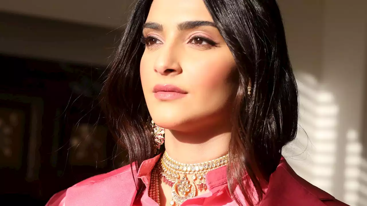 Sonam Kapoor Wore Her Mother’s Jewellery To Welcome Dior To Her Hometown Of Mumbai