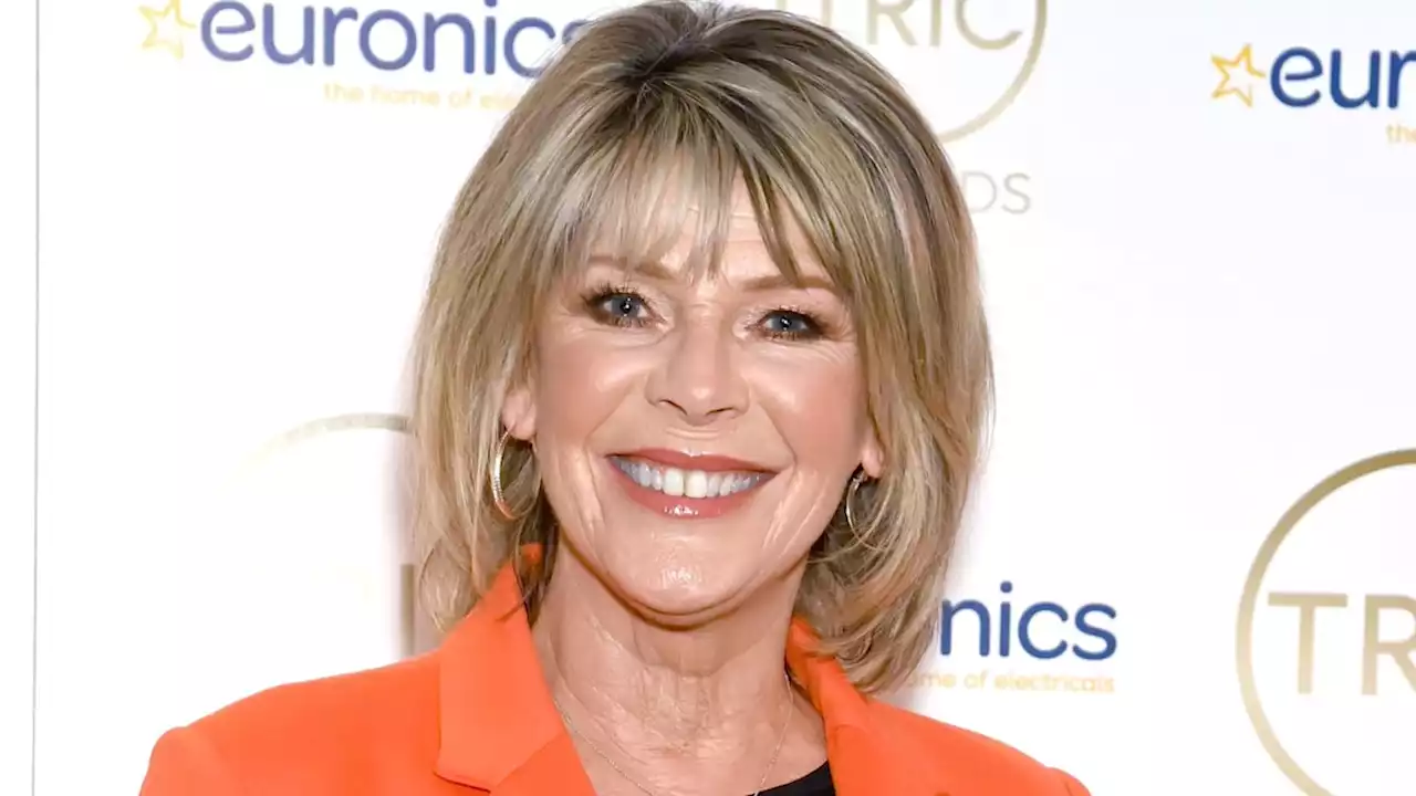 Ruth Langsford amazes in the most flattering fitted trousers and heels