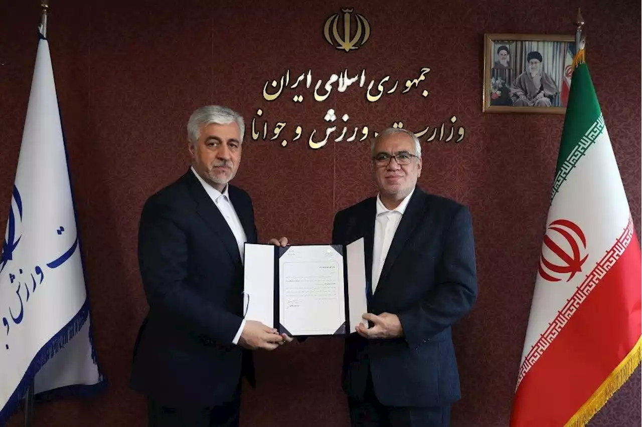 وزیر ورزش: بصورت رسمی، تلفنی یا حتی پیامکی در جریان استعفای مدیرعامل استقلال نیستم