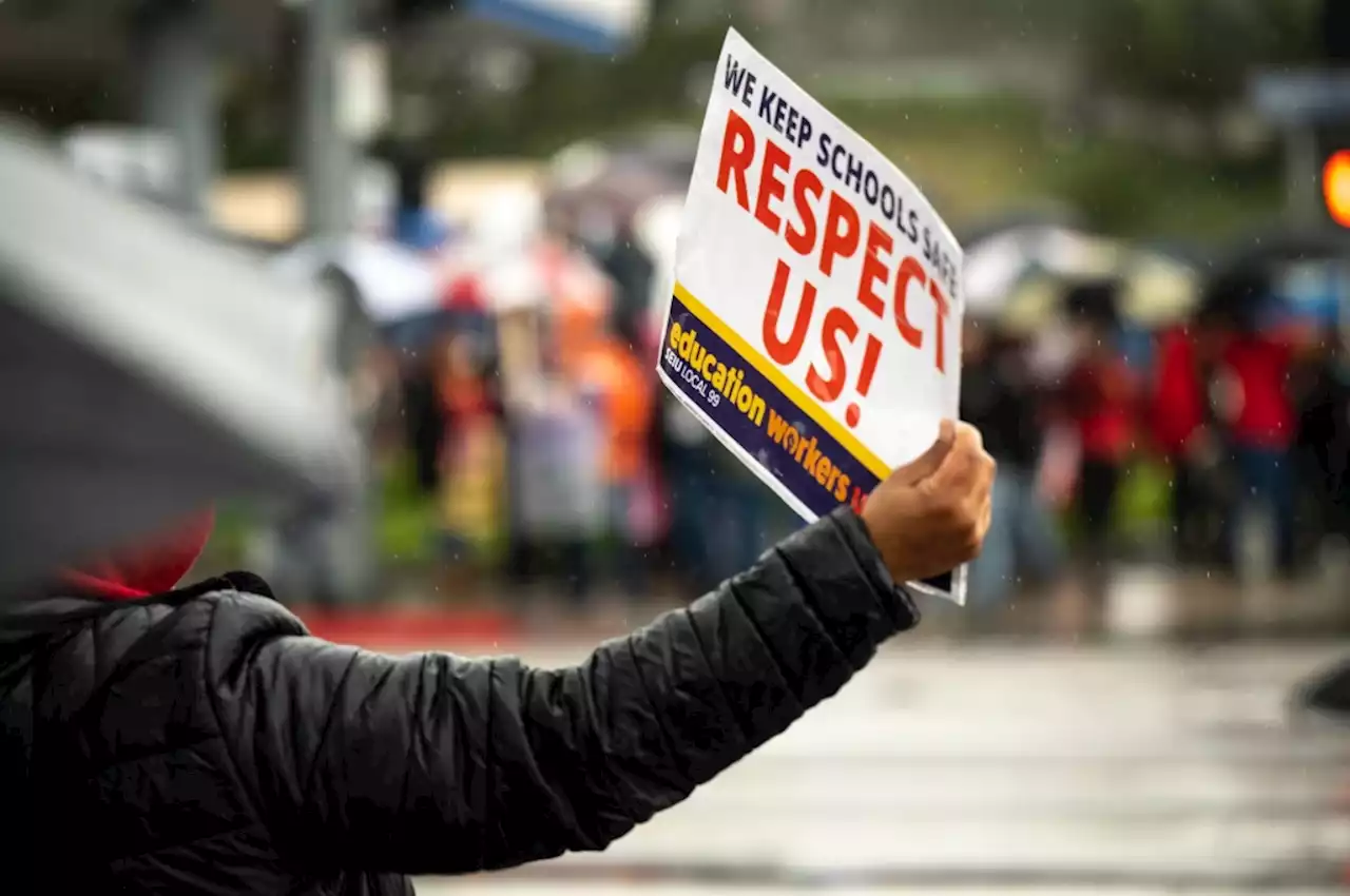 Teachers union up in arms over approval of new LAUSD school day calendar